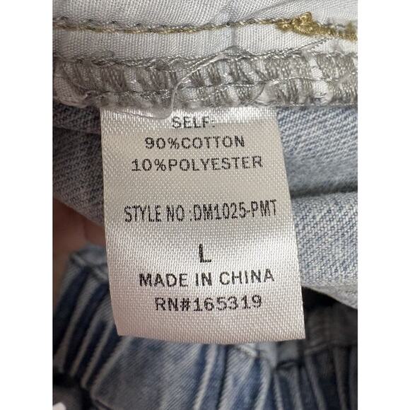 Day + Moon Women's Paperbag High Rise Denim Shorts Size L Ligh Wash Distressed - Picture 4 of 7